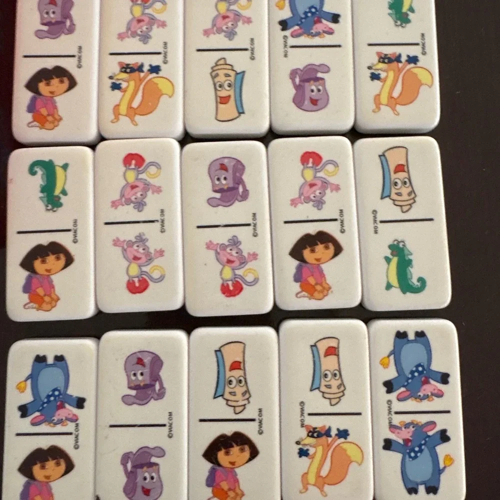 Nick Jr Dora the Explorer Dominoes 26 Piece Plastic Set‎ in Collector Tin 2005
